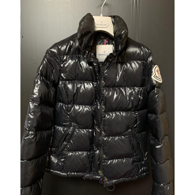 MONCLER(モンクレール)のモンクレール断捨離中　CLAIRE サイズ0  スプレンダーズ　国内正規品 レディースのジャケット/アウター(ダウンジャケット)の商品写真