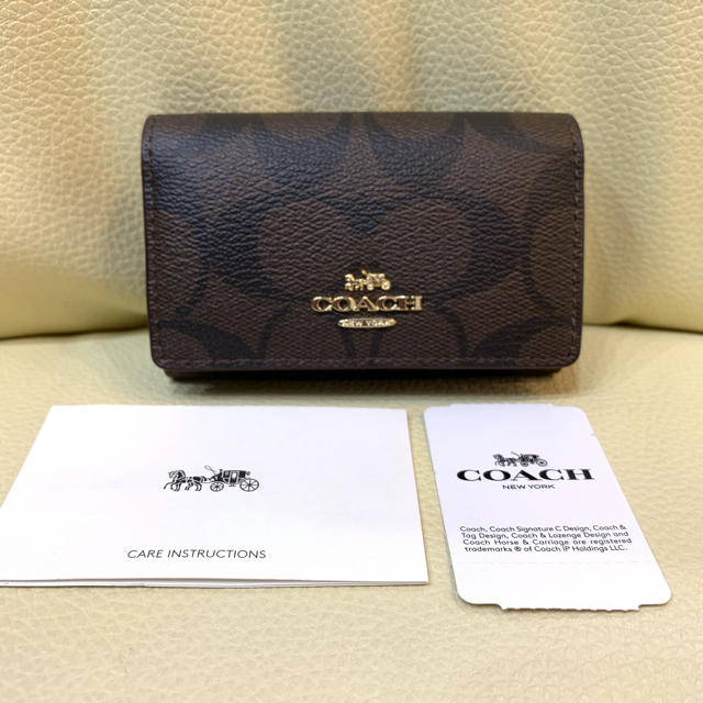 COACH(コーチ)のCOACH F77998 コーチ 未使用 シグネチャー  キーケース  レディースのファッション小物(キーケース)の商品写真