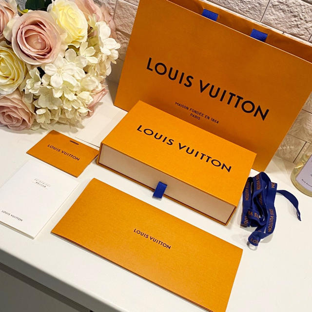 LOUIS VUITTON(ルイヴィトン)のルイ・ヴィトン  エピ　長財布 メンズのファッション小物(長財布)の商品写真