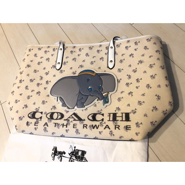 レディース【未使用】激かわ！coach ダンボトートバッグ　大容量