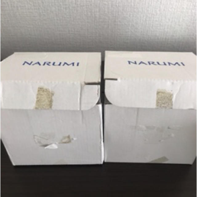 NARUMI(ナルミ)のNARUMI  ペアカップ　花　未使用 インテリア/住まい/日用品のキッチン/食器(グラス/カップ)の商品写真