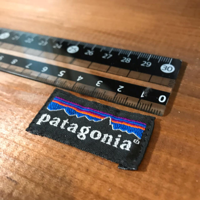 patagonia(パタゴニア)のPatagonia タグ ワッペン　正規品 ハンドメイドの素材/材料(各種パーツ)の商品写真