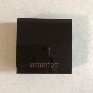 ローラメルシエ(laura mercier)のセント・ジョンズ様　専用　ローラメルシエ  シークレットブラーリングパウダー(フェイスパウダー)