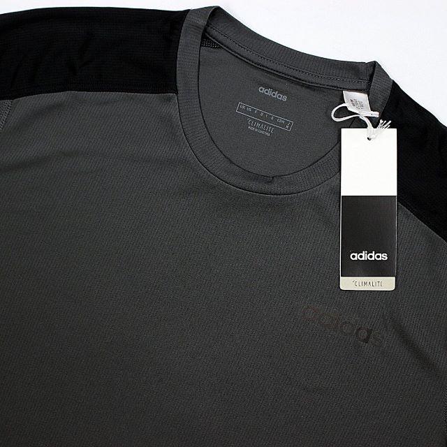 adidas(アディダス)の（新品）アディダス　半袖シャツ メンズのトップス(Tシャツ/カットソー(半袖/袖なし))の商品写真