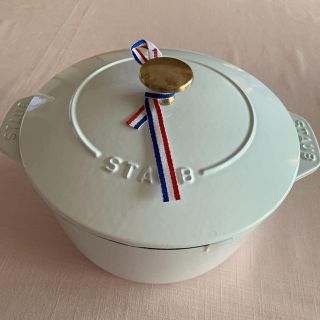 ストウブ(STAUB)の新品未使用ストウブ ファミリーライスココットL 20cmホワイト(鍋/フライパン)