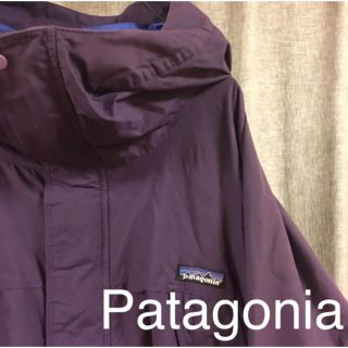 パタゴニア(patagonia)のpatagonia マウンテンパーカー　コート　パタゴニア　古着　紫 アウター(マウンテンパーカー)