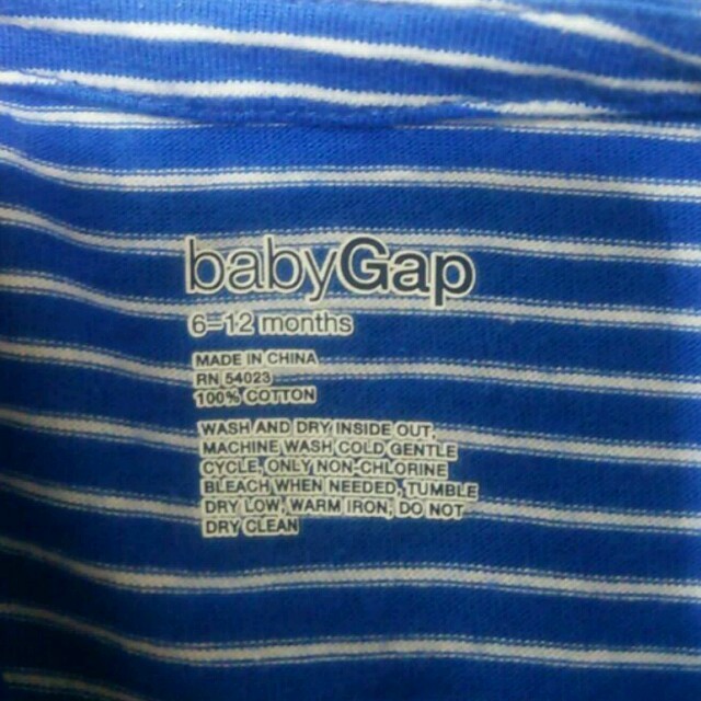 babyGAP(ベビーギャップ)の★6～12か月★ボーダー柄ワンピース キッズ/ベビー/マタニティのベビー服(~85cm)(ワンピース)の商品写真