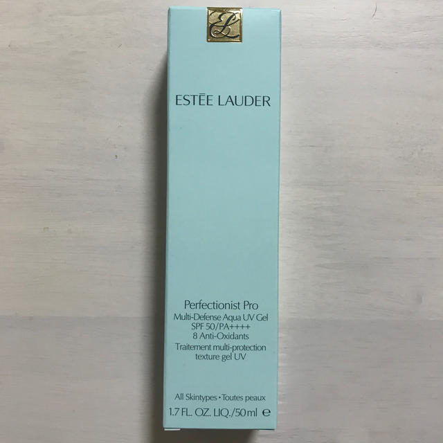 ESTEE LAUDER Perfectionist Pro 化粧下地