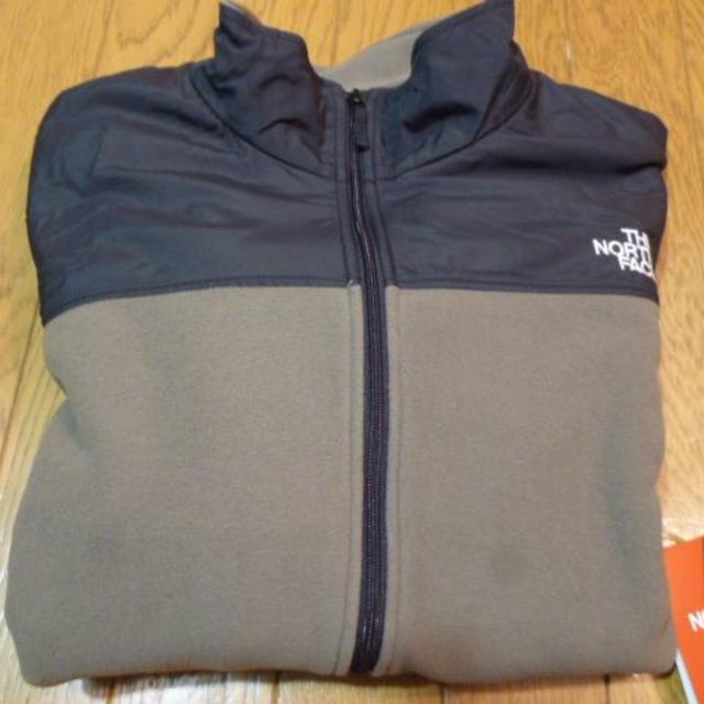 THE NORTH FACE(ザノースフェイス)のマウンテンバーサマイクロジャケット　XL メンズのジャケット/アウター(その他)の商品写真