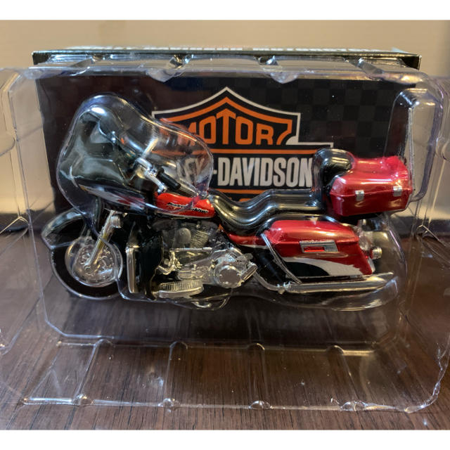 Harley Davidson(ハーレーダビッドソン)の1/24 ハーレーダビッドソン FLTRSEIスクリーミンイーグルロードグライド エンタメ/ホビーのおもちゃ/ぬいぐるみ(模型/プラモデル)の商品写真