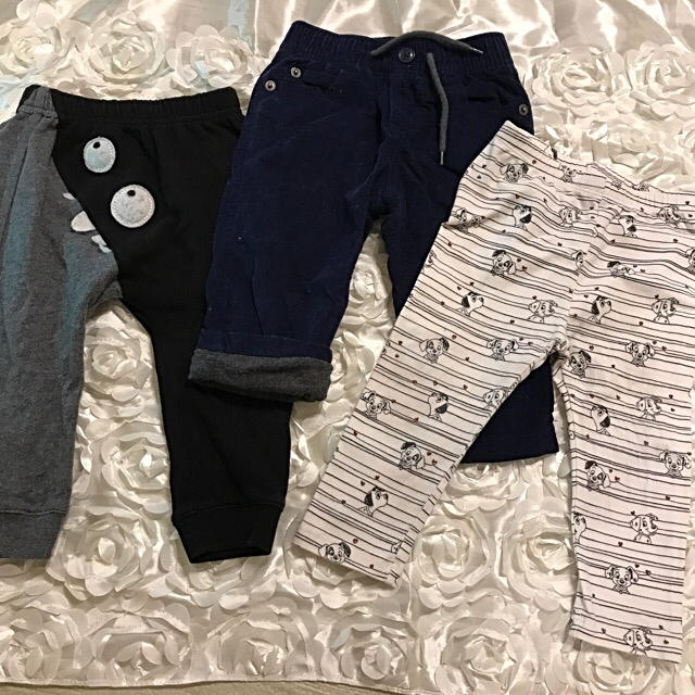 babyGAP(ベビーギャップ)のGAP トップス＆パンツ 5点セット 男の子 キッズ/ベビー/マタニティのベビー服(~85cm)(パンツ)の商品写真