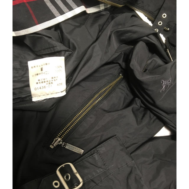 BURBERRY BLACK LABEL(バーバリーブラックレーベル)のkazuさん専用！！バーバリー薄手ジャンバー黒 L メンズのジャケット/アウター(ナイロンジャケット)の商品写真