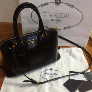 プラダ(PRADA)のプラダ⭐️サフィアーノ⭐️ショルダー付き(ハンドバッグ)