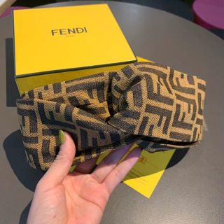 フェンディ(FENDI)の2児まま♡様の専用-(ヘアバンド)