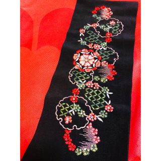 たくさんの刺繍が綺麗な半衿(^^)年末年始お値下げ！