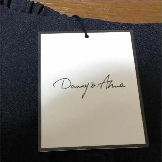 Danny＆Anne(ダニーアンドアン)のタグ付き新品☆Danny&Anne レディースのパンツ(キュロット)の商品写真