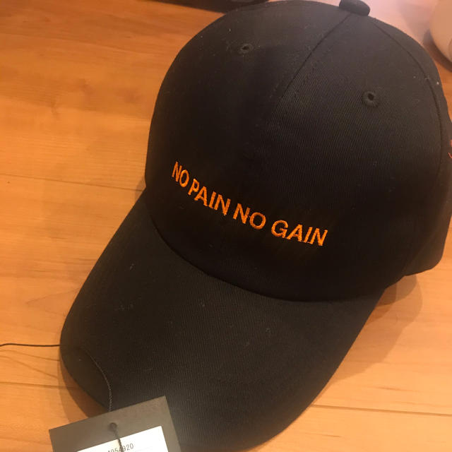 NO PAIN NO GAIN 24karats キャップ