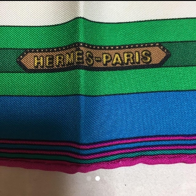 HERMES 正規品 カレ スカーフ シルク 小さい