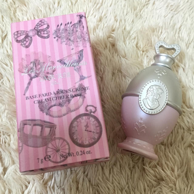 Les Merveilleuses LADUREE - 限定品ラデュレ クリームチーク106の通販 ...