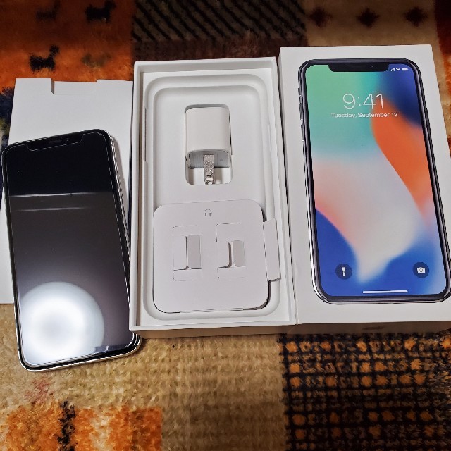 iPhone X　256GB　シルバースマートフォン/携帯電話