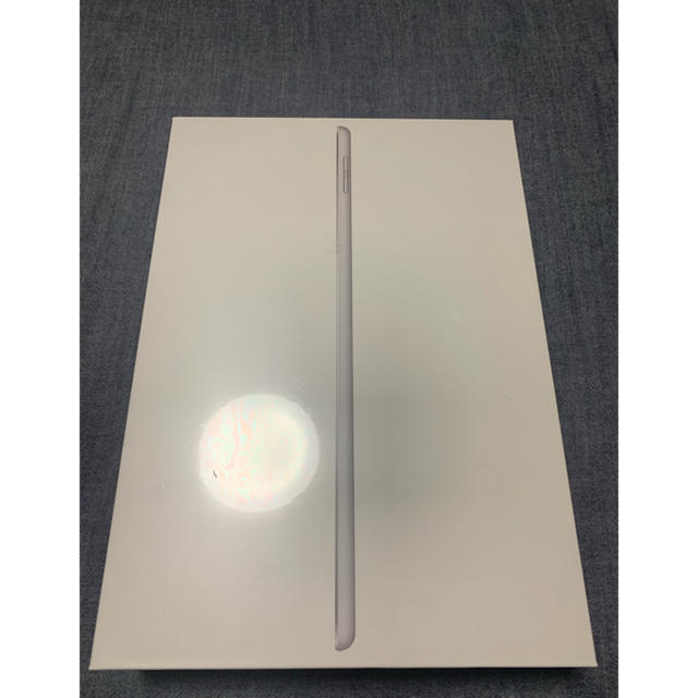 【新品】第7世代 iPad 10.2インチ WiFiモデル 32GB シルバー