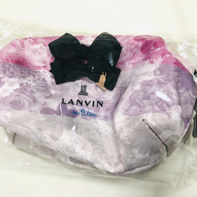 LANVIN en Bleu(ランバンオンブルー)の【新品未使用、タグ付き】ランバンオンブルー　ポーチ レディースのファッション小物(ポーチ)の商品写真