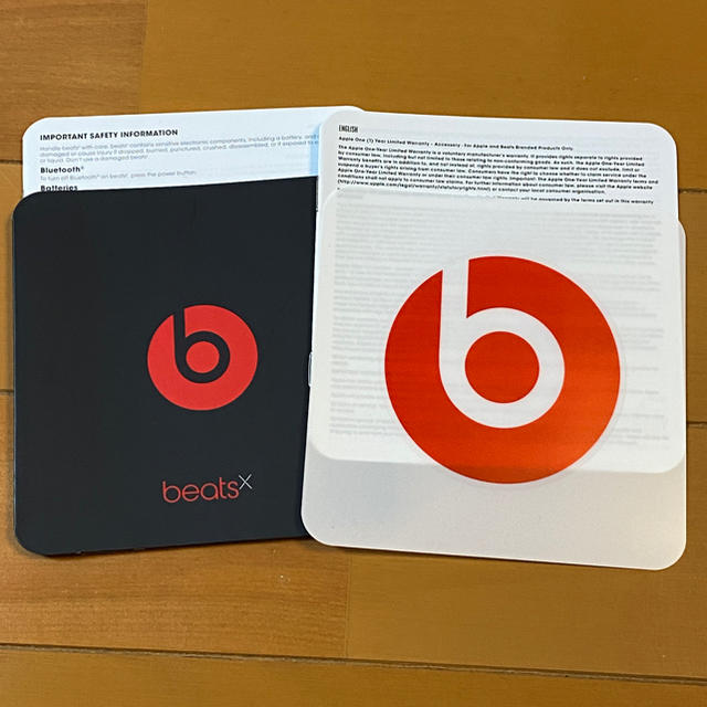 Beats by Dr Dre(ビーツバイドクタードレ)のbeats by dr.dre BeatsX マットシルバー スマホ/家電/カメラのオーディオ機器(ヘッドフォン/イヤフォン)の商品写真