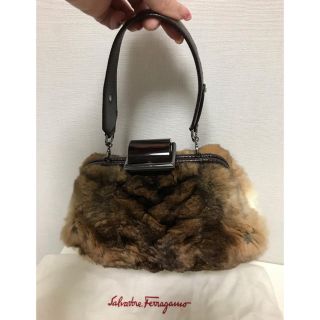 サルヴァトーレフェラガモ(Salvatore Ferragamo)の激レアFerragamoファーバック(ハンドバッグ)