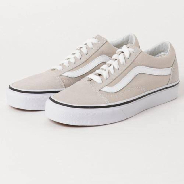 VANS(ヴァンズ)の【新品未使用】VANS  OLD SKOOL オフホワイト オールドスクール レディースの靴/シューズ(スニーカー)の商品写真