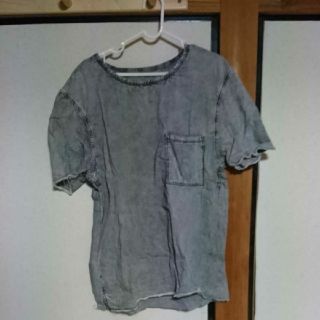 ザラ(ZARA)のzara グレー トップス(Tシャツ/カットソー(半袖/袖なし))