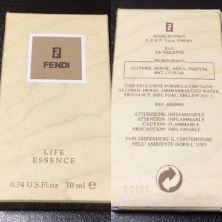 フェンディ(FENDI)の【未使用】FENDI フェンディ 香水 Life Essence 10ml(その他)