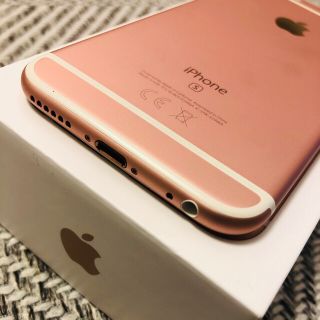 アイフォーン(iPhone)の【美品】SIMフリー iPhone6s 32GB イヤホンジャック最後のモデル(スマートフォン本体)