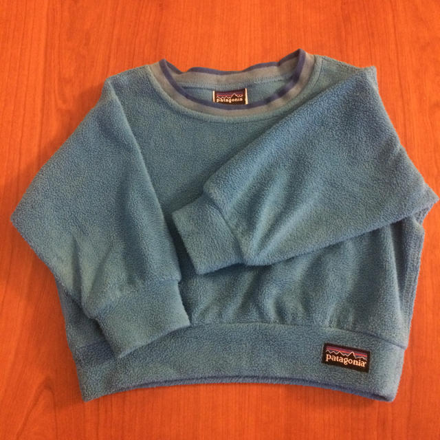 patagonia(パタゴニア)のtammmさま専用 パタゴニア アウター キッズ/ベビー/マタニティのベビー服(~85cm)(トレーナー)の商品写真