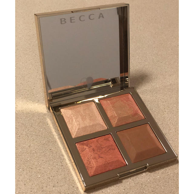 BECCA - チーク