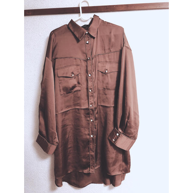 w closet(ダブルクローゼット)のロングシャツ　取り置き レディースのトップス(シャツ/ブラウス(長袖/七分))の商品写真