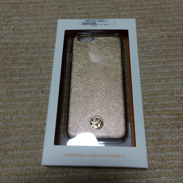 Tory Burch(トリーバーチ)の国内完売 トリーバーチ iPhone6 スマホ/家電/カメラのスマホアクセサリー(モバイルケース/カバー)の商品写真