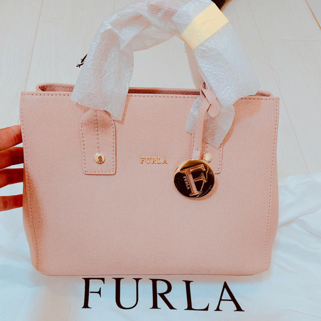 買取り実績 ピンク - 極美品！ フルラ ショルダーバッグ FURLA