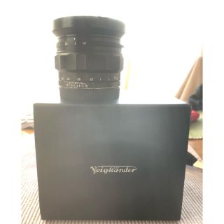 ソニー(SONY)の美品 コシナ フォクトレンダー NOKTON classic 35mm F1.4(レンズ(単焦点))