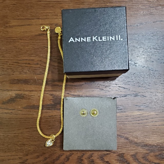 ANNE KLEIN(アンクライン)のANNE KLEINII ネックレス　ピアス　セット レディースのアクセサリー(ピアス)の商品写真