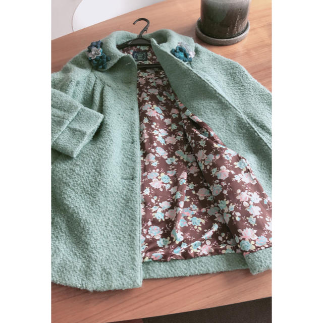 ANNA SUI mini(アナスイミニ)のみつこ様専用　　ANNA SUI フォーマルコート　130 美品 キッズ/ベビー/マタニティのキッズ服女の子用(90cm~)(コート)の商品写真