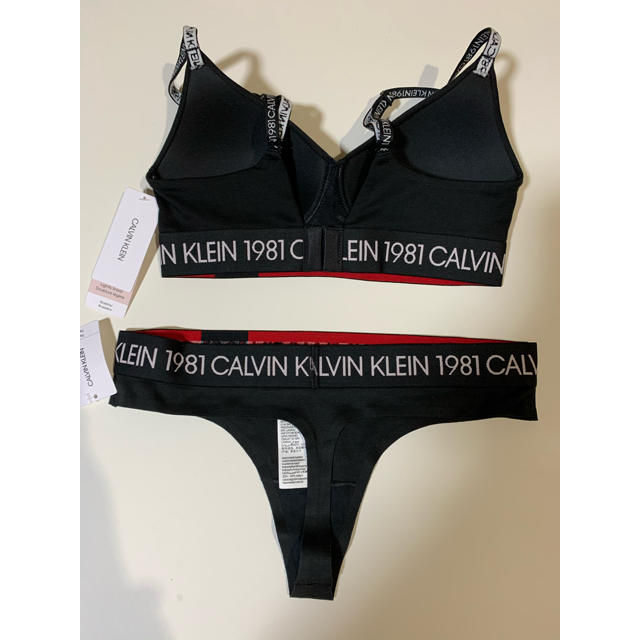 Calvin Klein(カルバンクライン)のck カルバンクライン　アンダーウェア レディースの下着/アンダーウェア(ブラ&ショーツセット)の商品写真