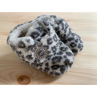 アグ(UGG)の★とこ様専用★【UGG】ベビーブーツ　9㎝　未使用(ブーツ)