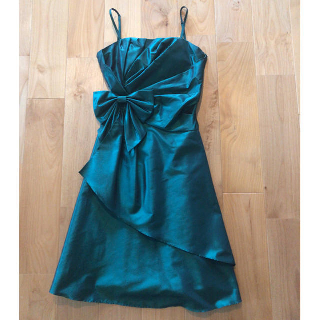 Marie Claire(マリクレール)の【マリクレール】　フォーマルドレス　ワンピース　緑 レディースのフォーマル/ドレス(ミディアムドレス)の商品写真