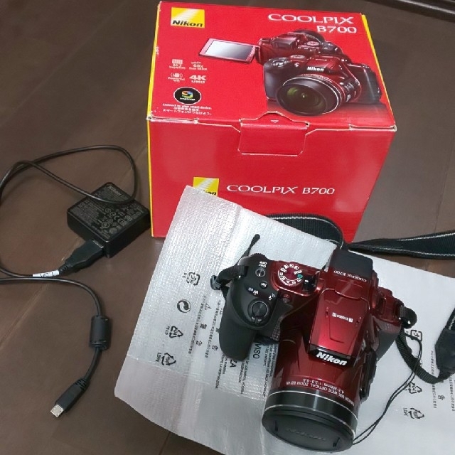 Nikon coolpix B700 REDスマホ/家電/カメラ