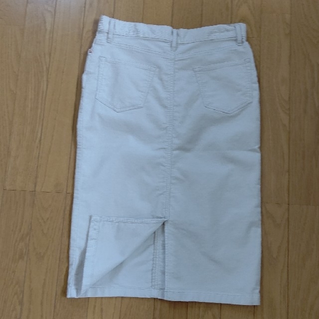 MUJI (無印良品)(ムジルシリョウヒン)の❰新品❱無印良品コーデュロイスカートＬ レディースのスカート(ひざ丈スカート)の商品写真