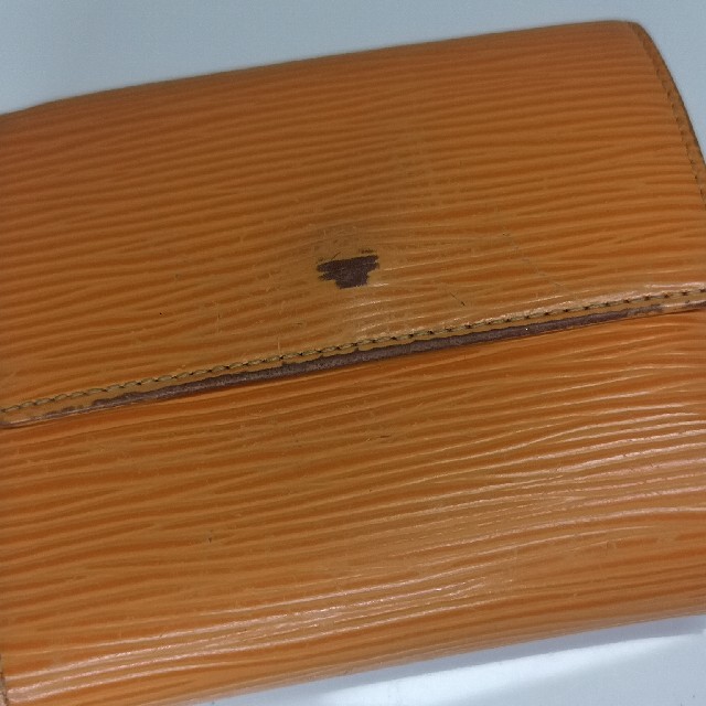 LOUIS VUITTON - ルイヴィトン三つ折り財布　エピ　中古の通販 by ルミエール