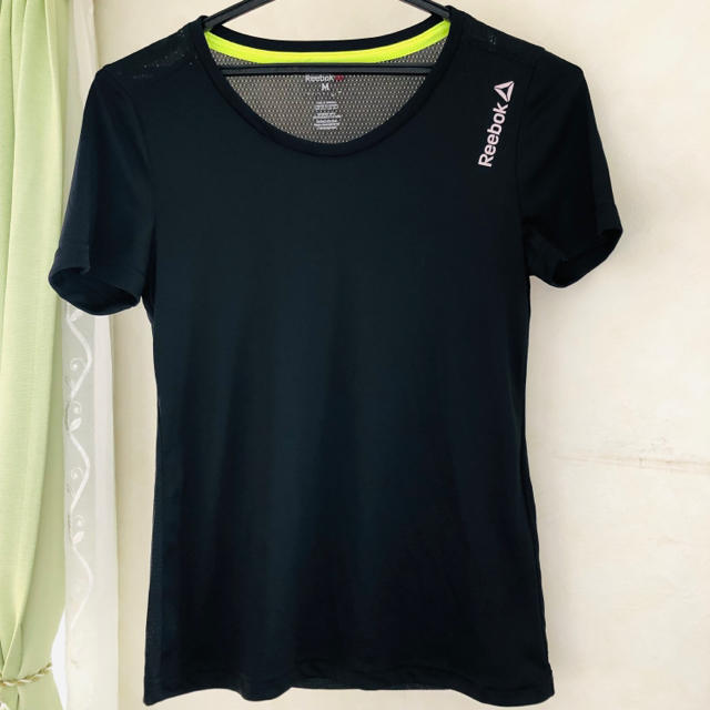 Reebok(リーボック)のReebok Tシャツ Mサイズ スポーツ/アウトドアのランニング(ウェア)の商品写真