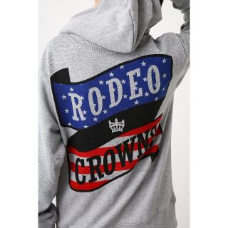 ロデオクラウンズワイドボウル(RODEO CROWNS WIDE BOWL)の今期完売✩RODEO CROWNS✩OL RCSリボンロゴビッグパーカー(パーカー)