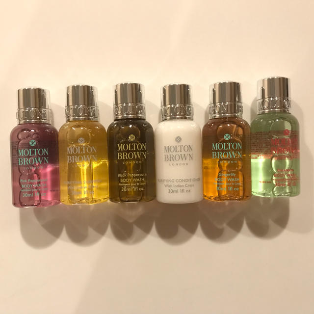 MOLTON BROWN(モルトンブラウン)のMORTON BROWNモルトンブラウンBody Washなど6種セット30ml コスメ/美容のボディケア(ボディソープ/石鹸)の商品写真