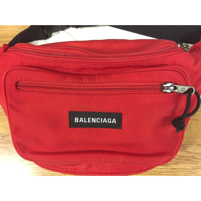 Balenciaga(バレンシアガ)の新品未使用 バレンシアガ  エクスプローラー ボディバッグ ショルダーバッグ 赤 メンズのバッグ(ボディーバッグ)の商品写真